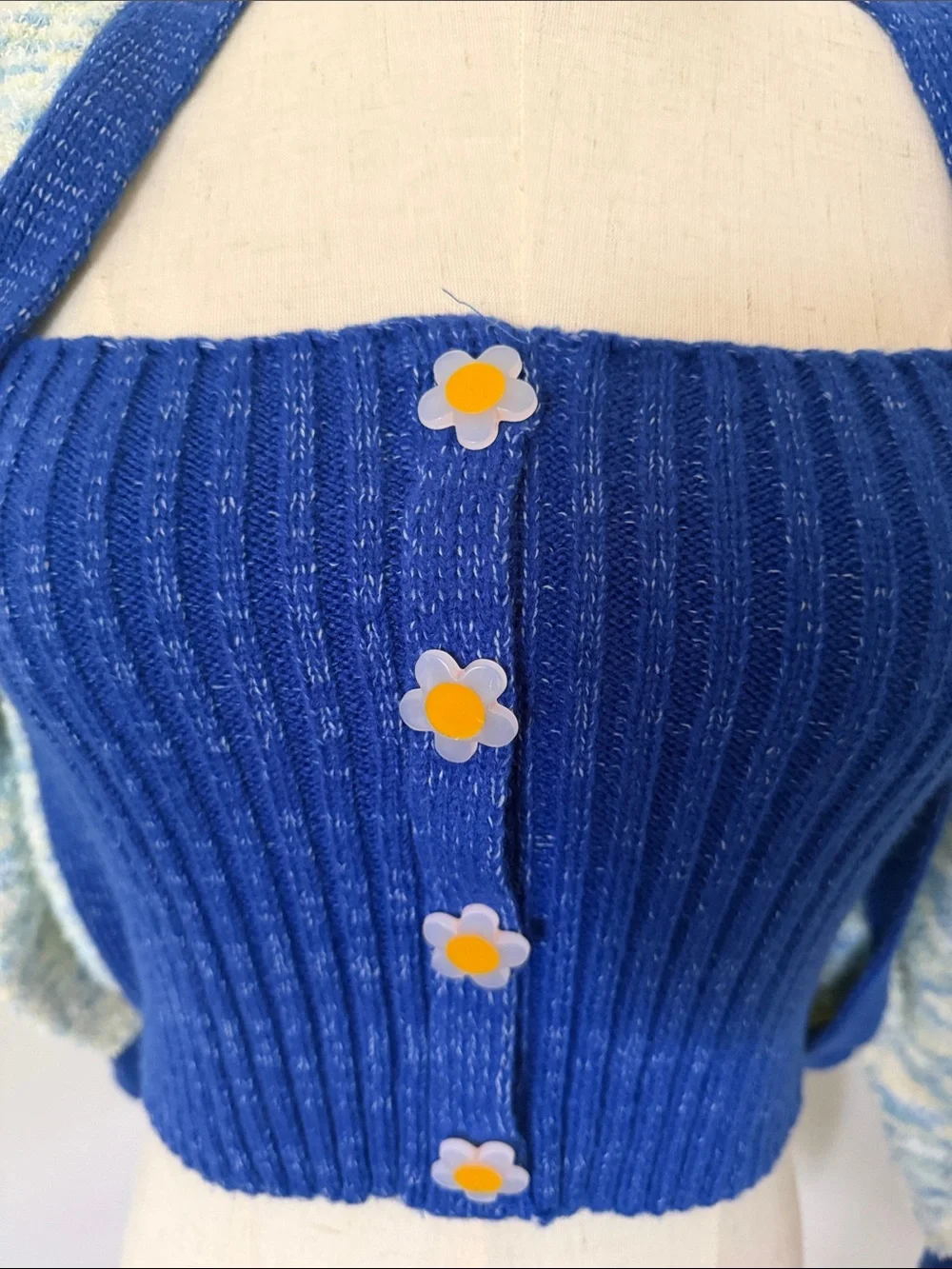 The Unbranded Brand soft blue